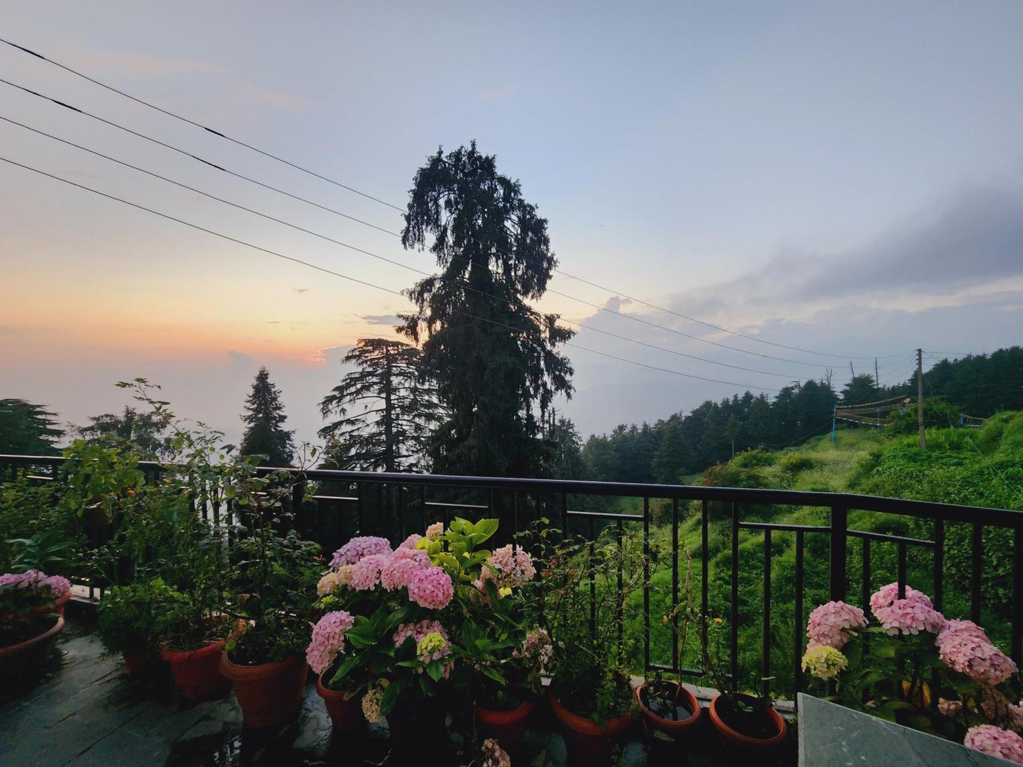 Smart Hill Kalatop Hotell Dalhousie Exteriör bild